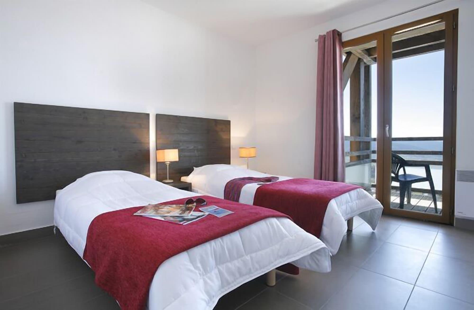 Residence Le Pic De L'Ours Font-Romeu-Odeillo-Via Exterior photo